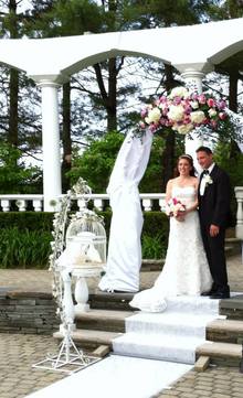 Wedding at Addison Park by NJ Wedding Officiant Andrea Purtell