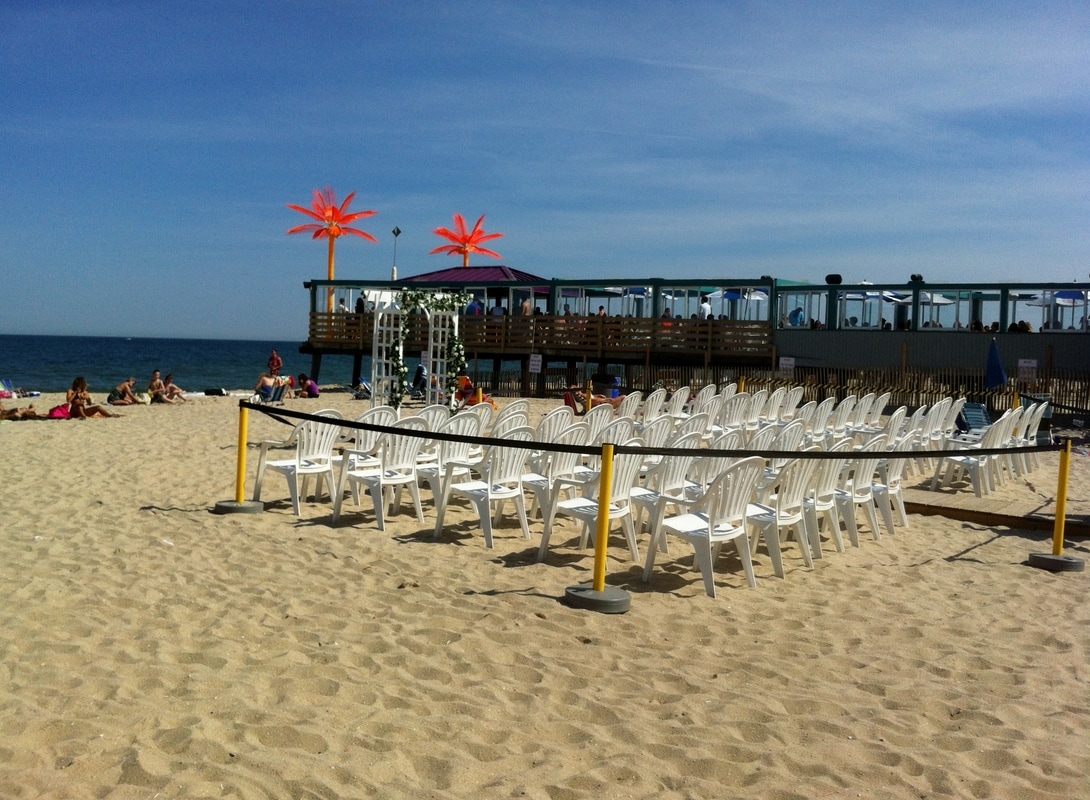 wedding at Martells Tiki Bar by NJ Wedding Officiant Andrea Purtell www.forthisjoyousoccasion.com